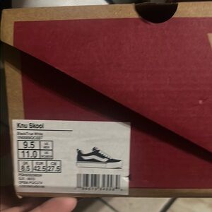 Vans knu skopl Skate Shoes